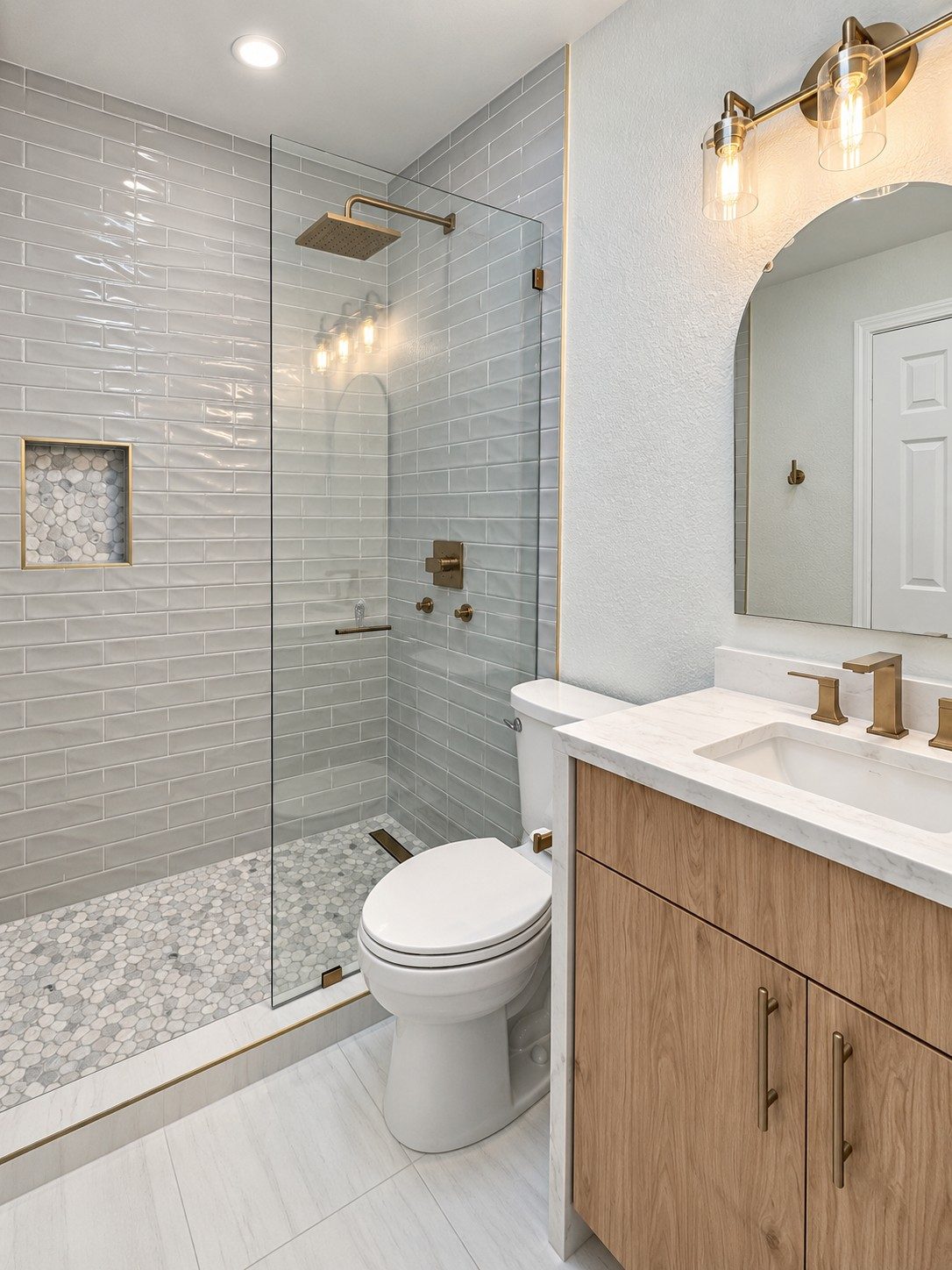 Custom bathroom renovation in Houston, TX