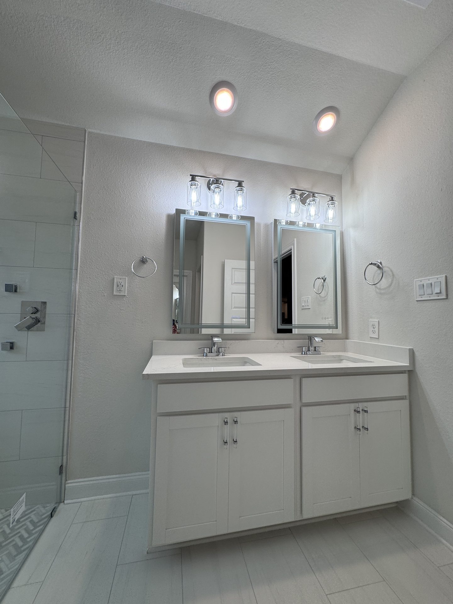 Modern bathroom renovation in Houston, TX