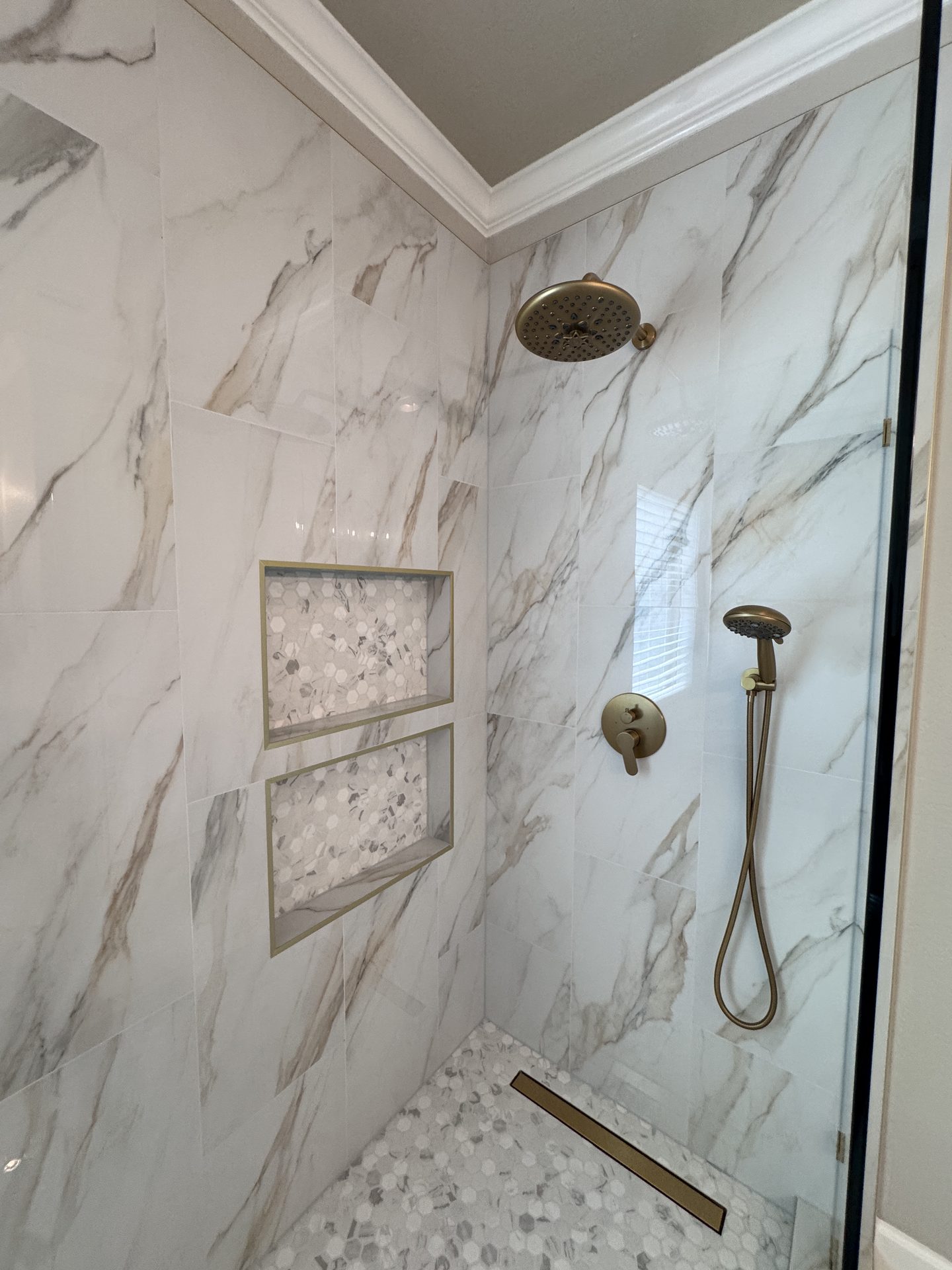 Walk-in shower remodel in Houston, TX