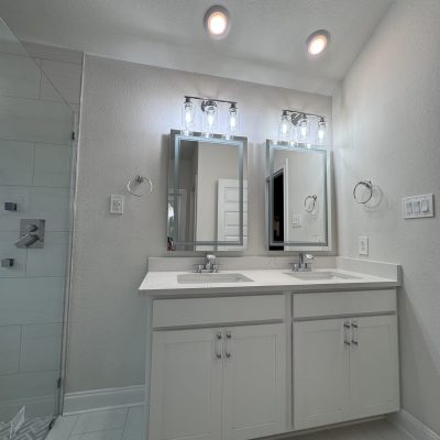 Modern bathroom renovation in Houston, TX