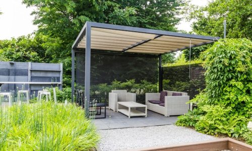 Landscaping and the Environment: Eco-Friendly Outdoor Solutions